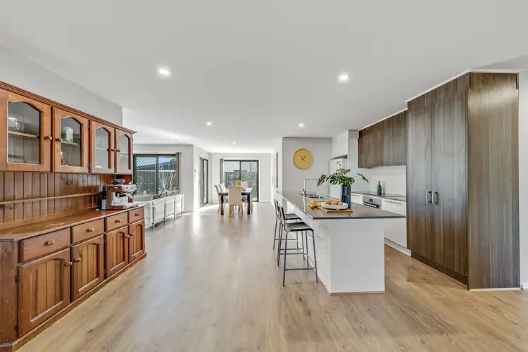 Sixth view of Homely house listing, 8B Beaurepaire Crescent, Holt ACT 2615