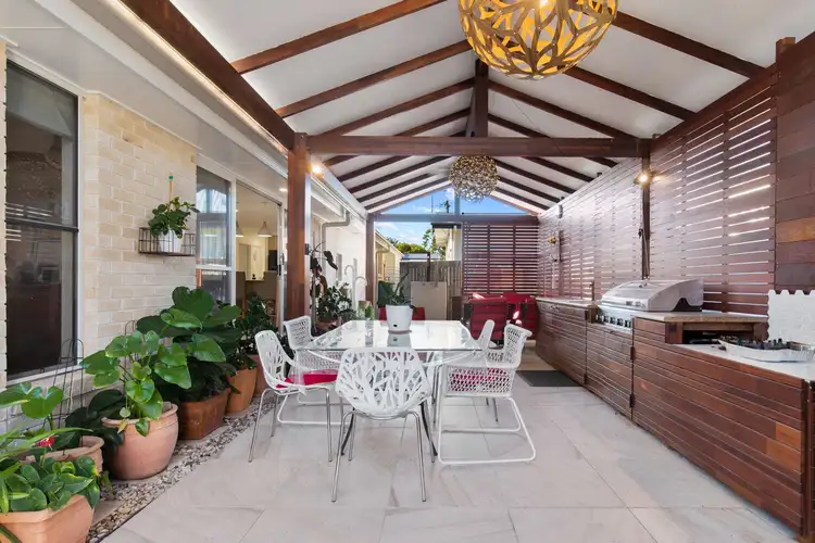 13 Mandin Street, Kippa-Ring QLD 4021