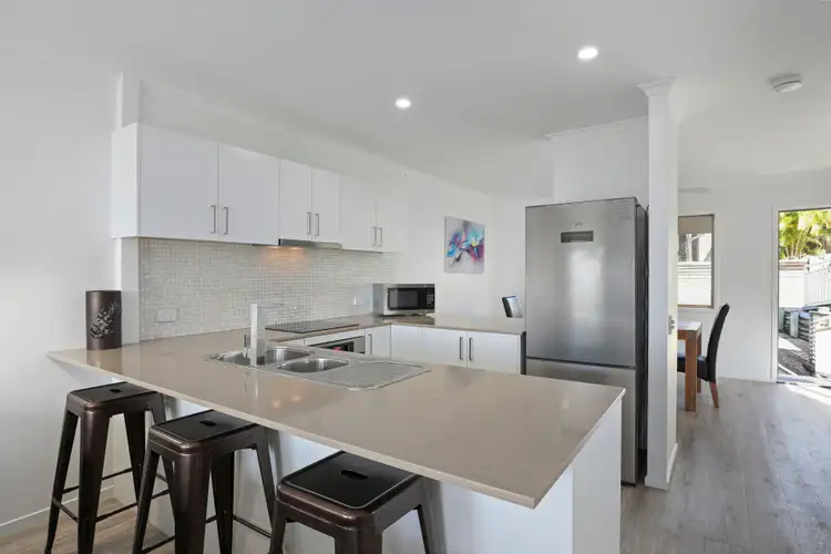 Second view of Homely townhouse listing, 19/21-25 Cumming Parade, Point Lookout QLD 4183