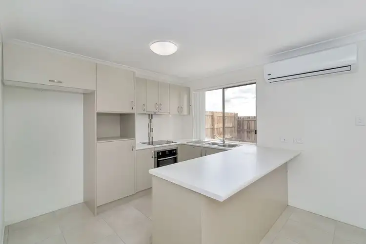 Third view of Homely unit listing, 1/229 Greenwattle Street, Cranley QLD 4350