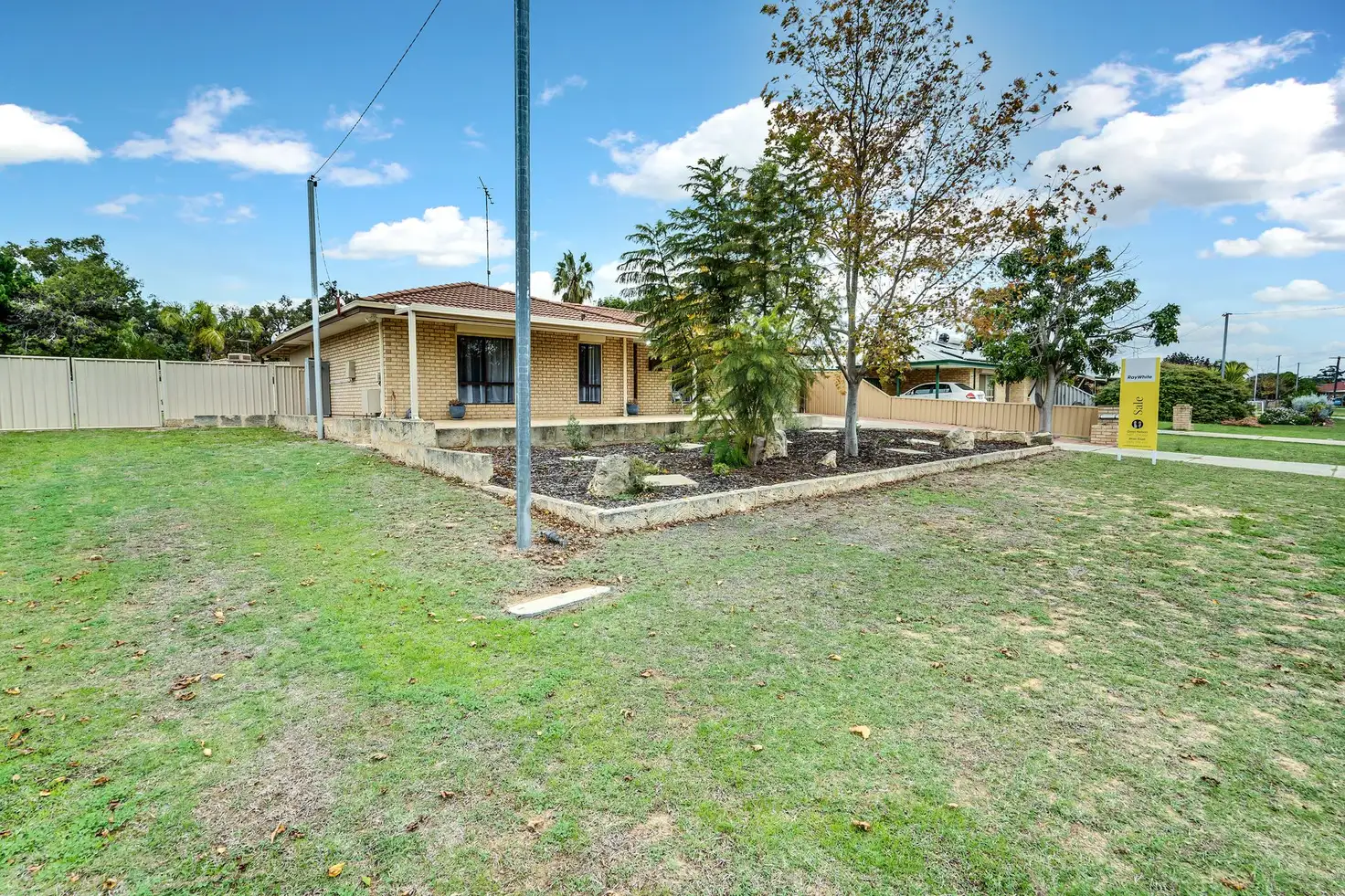 Main view of Homely house listing, 16 Saskatchewan Way, Greenfields WA 6210