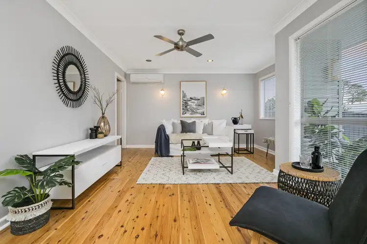 Second view of Homely house listing, 21 Sunshine Drive, Point Clare NSW 2250