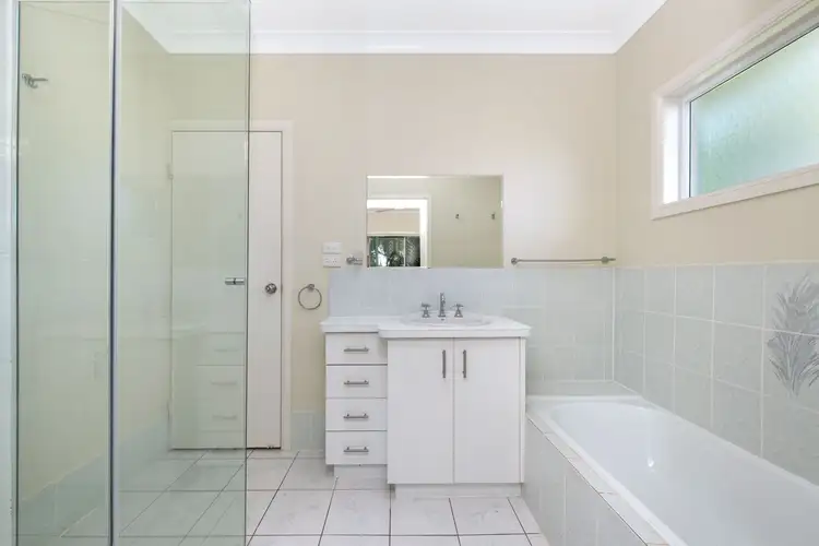 Seventh view of Homely house listing, 4 Jeannie Court, Rasmussen QLD 4815