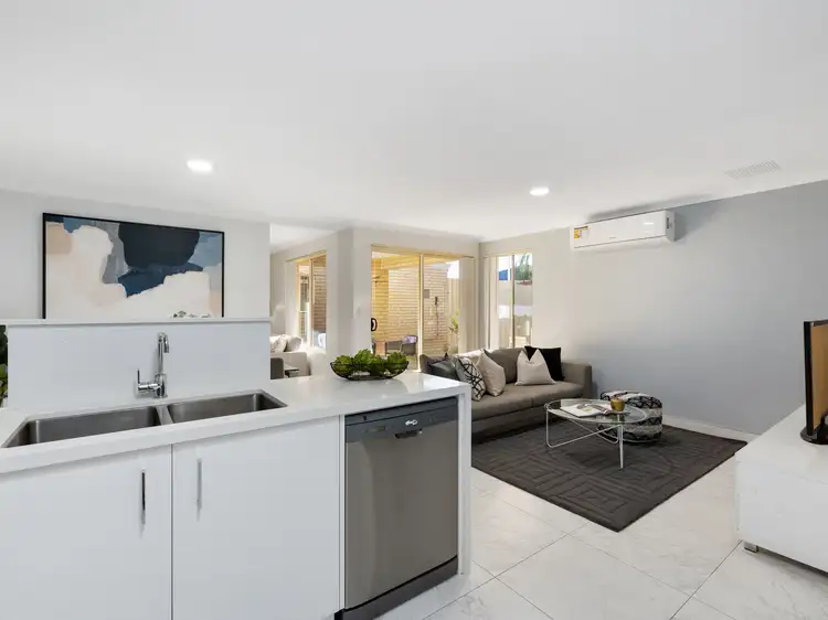 Sixth view of Homely house listing, 1/33 Ellam Street, St James WA 6102