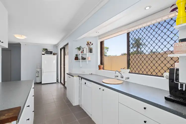 Seventh view of Homely house listing, 2 Hurrey Place, Beechboro WA 6063