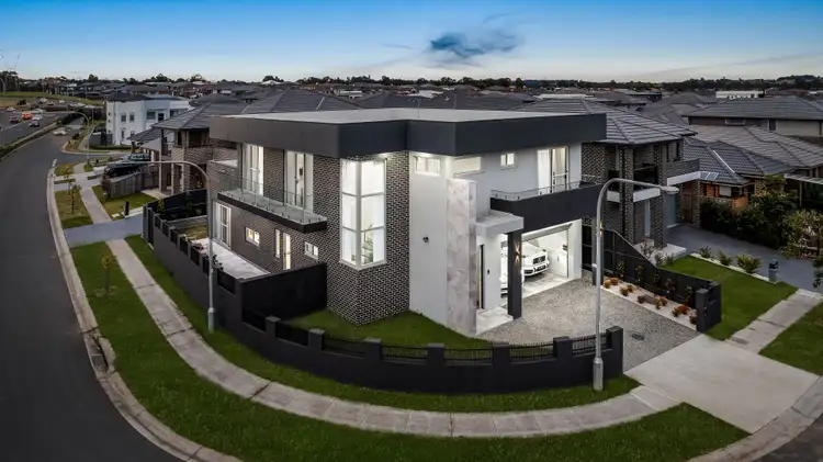 80 Macksville Street, Carnes Hill NSW 2171