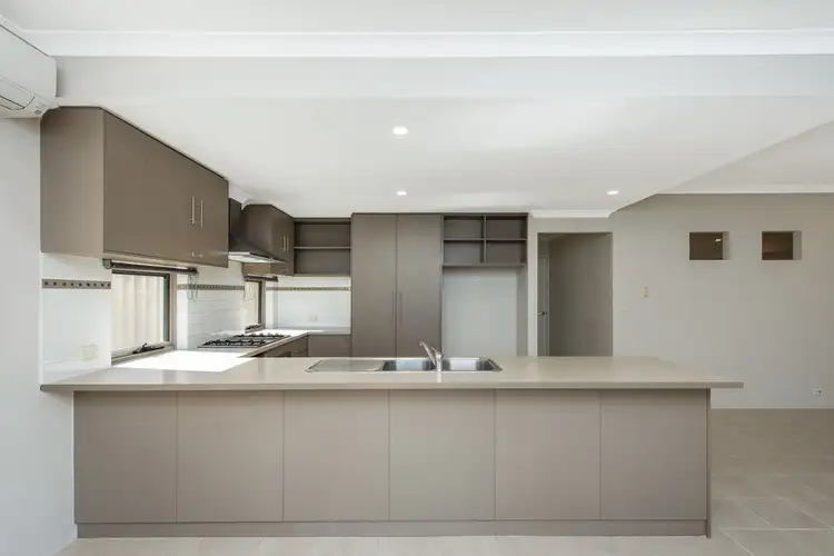 3 Santana Street, Shoalwater WA 6169