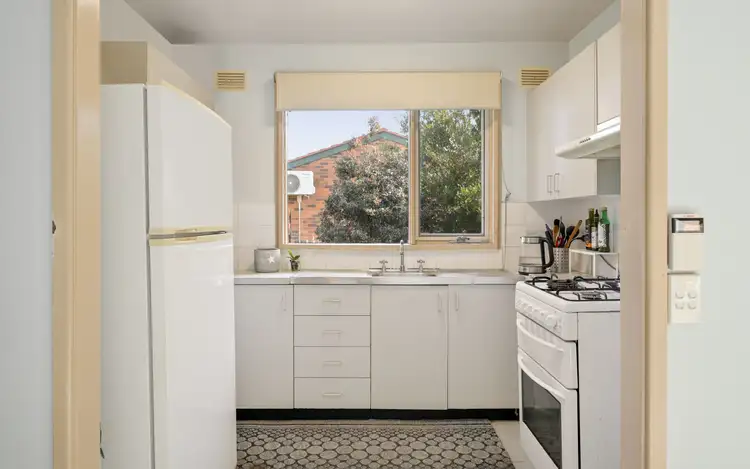 Sixth view of Homely house listing, 6 Eurabbie Place, Macquarie Fields NSW 2564