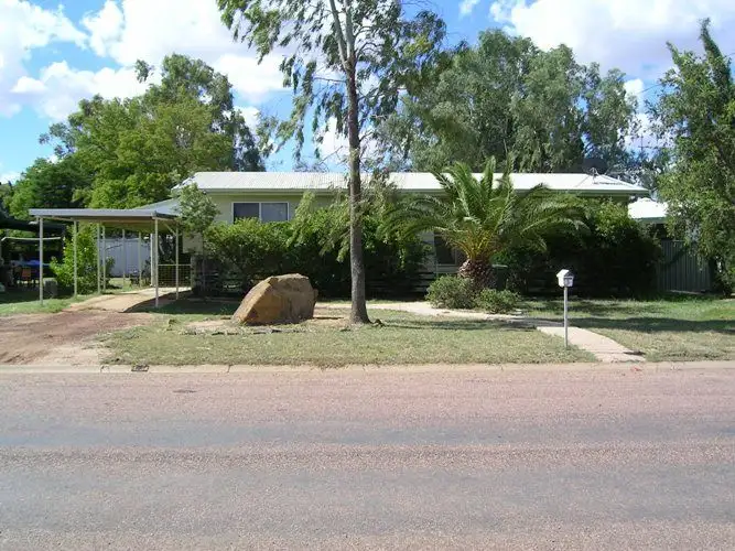 26 Miner Road, Longreach QLD 4730