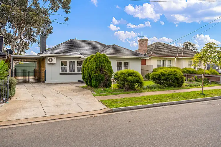 10 Walton Avenue, Clearview SA 5085