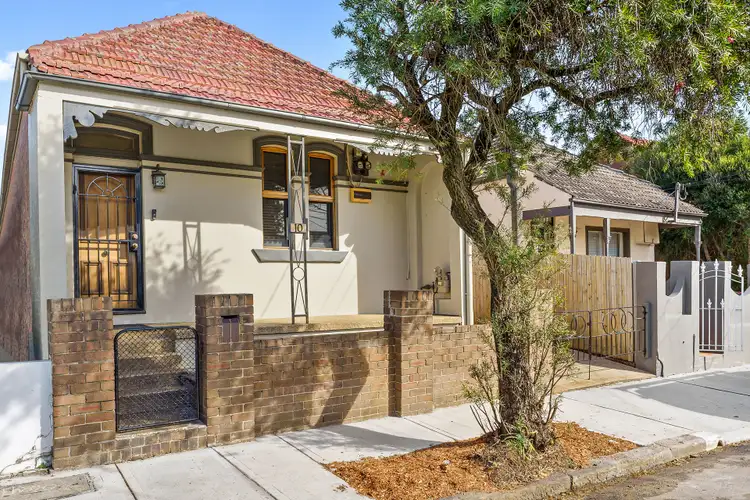 10 Frederick Street, Sydenham NSW 2044