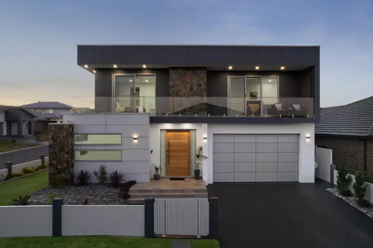 10 Stratton Road, Oran Park NSW 2570