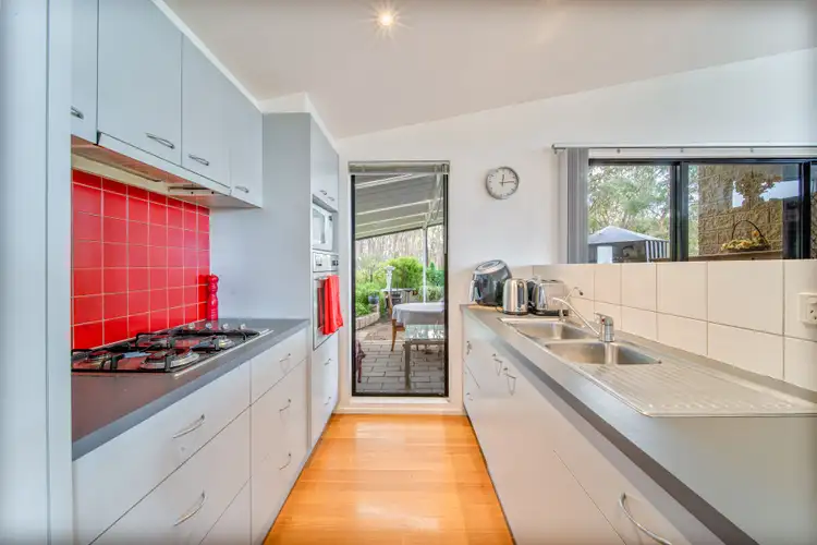 Third view of Homely house listing, 5 Kenny Court, Kangaroo Flat VIC 3555