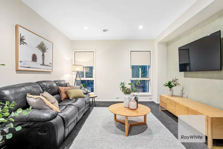 Third view of Homely house listing, 7 Eloura Circuit, Taylors Hill VIC 3037