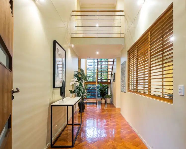 Fourth view of Homely house listing, 2 Scott Street, Hawthorne QLD 4171