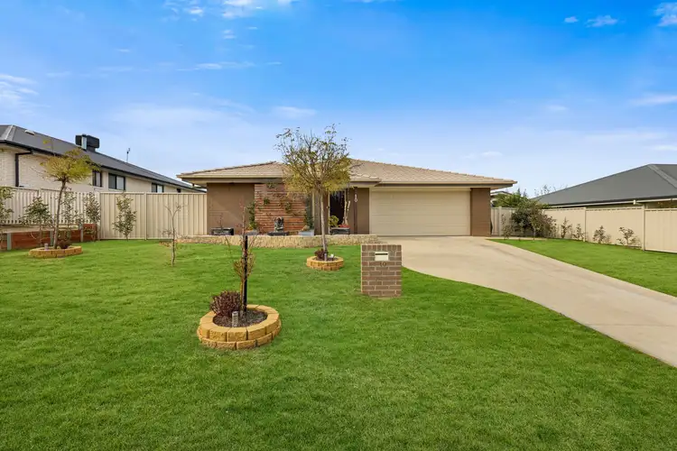 Second view of Homely house listing, 10 Mulconda Close, Tamworth NSW 2340