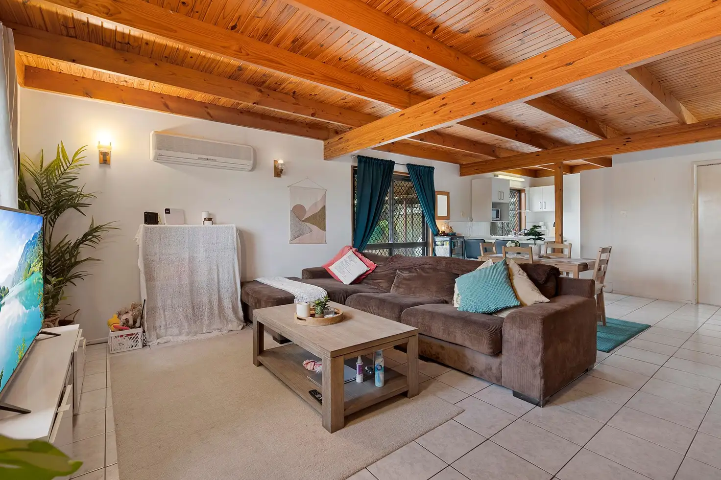 Main view of Homely townhouse listing, 3/15 Duke Street, Slacks Creek QLD 4127