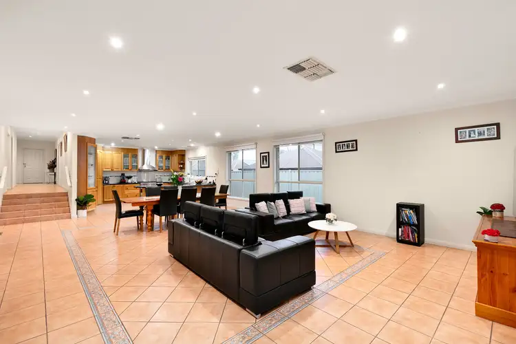 Sixth view of Homely house listing, 18 Dowding Close, Fawkner VIC 3060