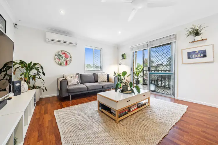 Second view of Homely house listing, 3 Sinclair Place, Beenleigh QLD 4207