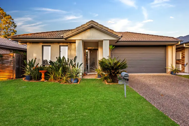 8 Sunjoy Place, North Lakes QLD 4509