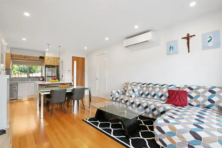 2/35 Hickford Street, Reservoir VIC 3073