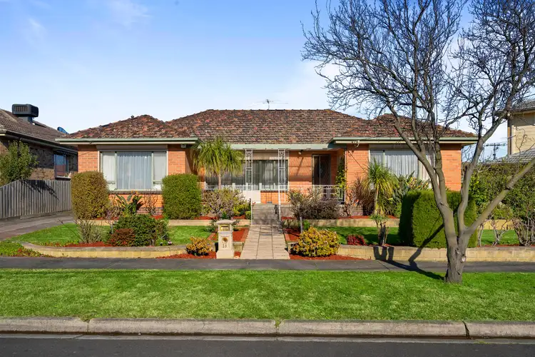 18 Mulgoa Avenue, Dandenong North VIC 3175