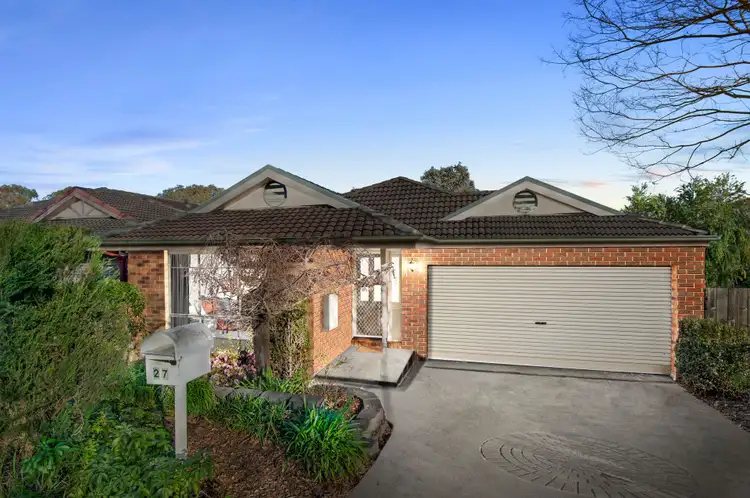 27 Meadowbank Avenue, Chirnside Park VIC 3116