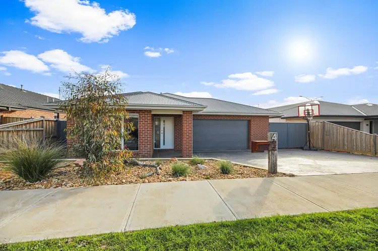 4 Kakoura Street, Drouin VIC 3818