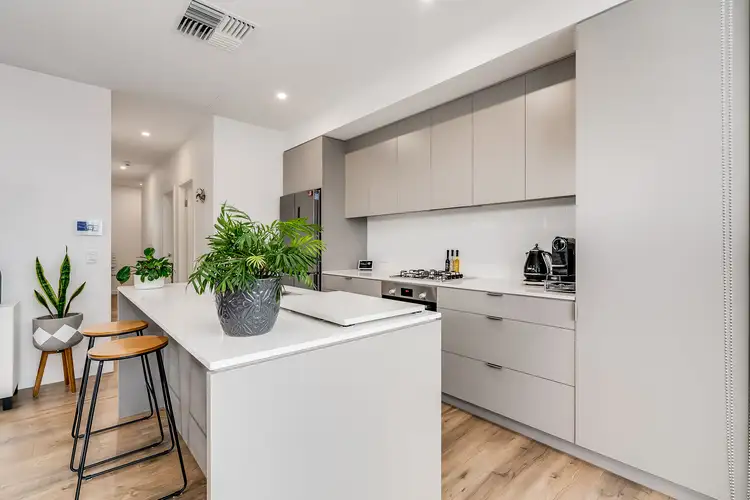201/2 Troubridge Drive, West Lakes SA 5021