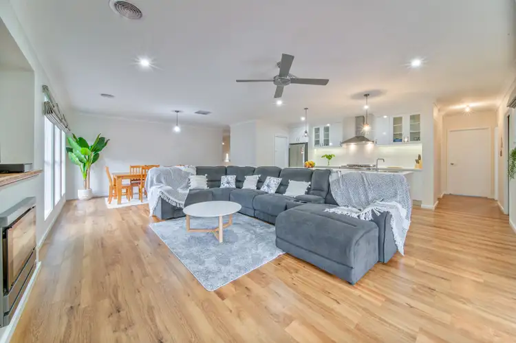 Sixth view of Homely house listing, 11 Birdwood Close, Eaglehawk VIC 3556