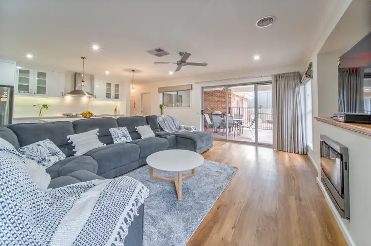 Seventh view of Homely house listing, 11 Birdwood Close, Eaglehawk VIC 3556