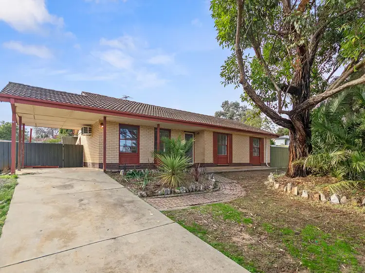16 Alexander Crescent, Hackham SA 5163