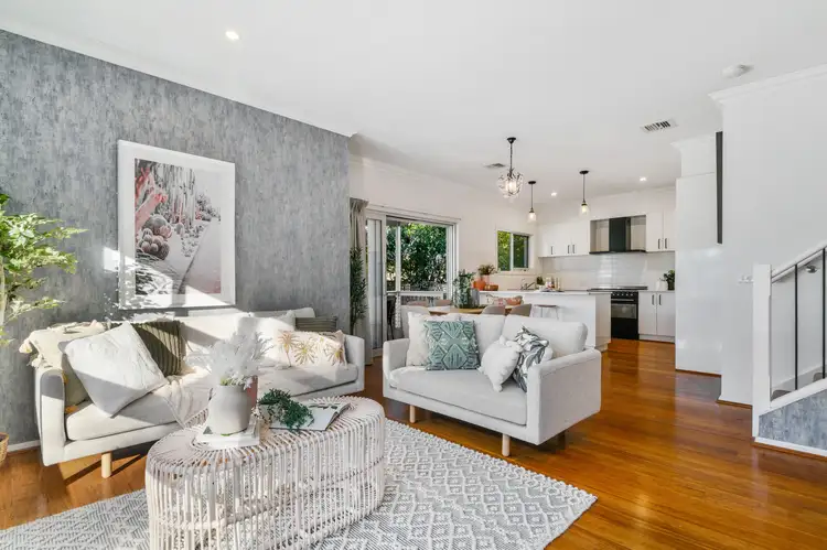 1/7 Thackeray Court, Croydon VIC 3136
