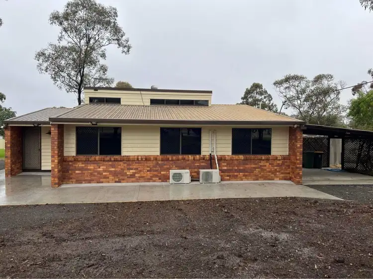 2 Neville Street, Meringandan West QLD 4352