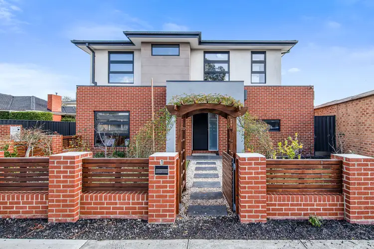 1/2 Ashdale Court, Springvale VIC 3171