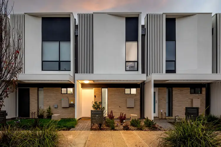 28 Hill Smith Boulevard, St Clair SA 5011