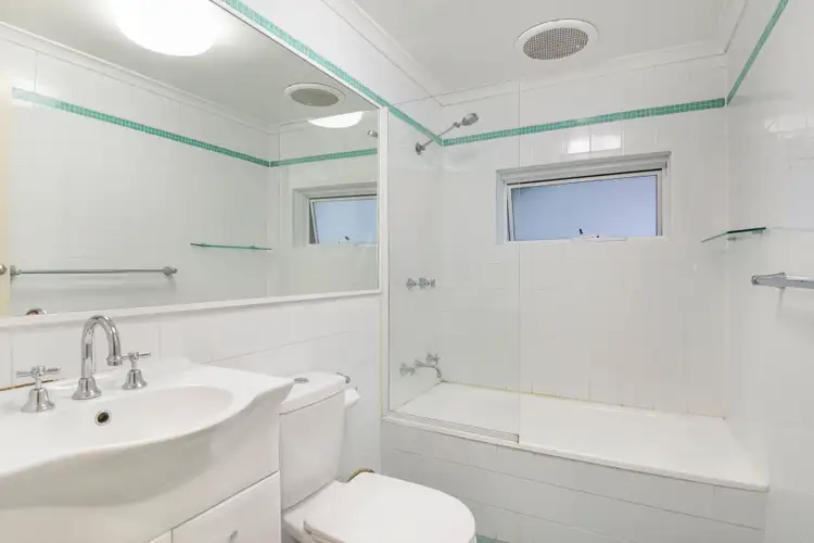 Fifth view of Homely apartment listing, 6/35 Moruben Road, Mosman NSW 2088