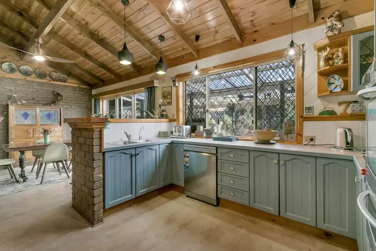 Second view of Homely house listing, 7 Lindsay Court, Lyndoch SA 5351