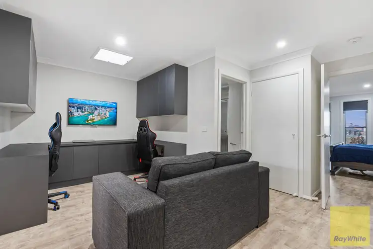 Fifth view of Homely house listing, 10 Burdock Walk, Truganina VIC 3029