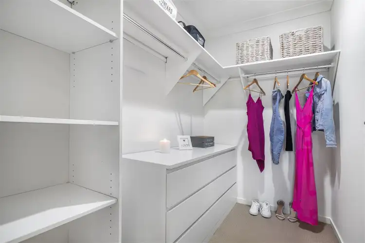 Sixth view of Homely house listing, 21 Hillside Circuit, Chermside West QLD 4032