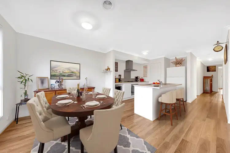 Fifth view of Homely house listing, 14 Pisa Way, Mernda VIC 3754