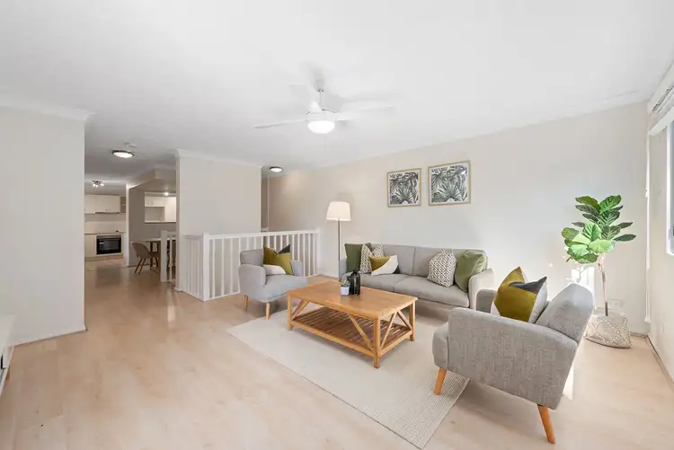 Main view of Homely townhouse listing, 8/2200 Logan Road, Upper Mount Gravatt QLD 4122