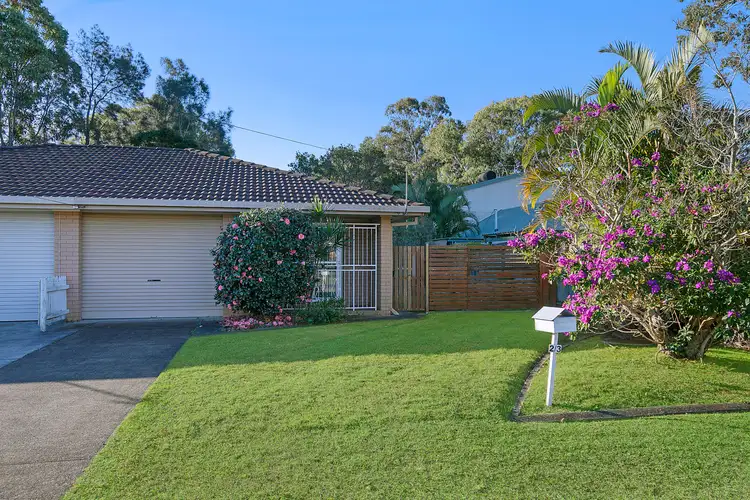 Main view of Homely semi-detached listing, 2/3 Yarrow Court, Cleveland QLD 4163