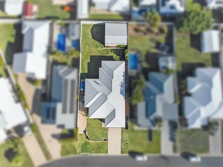 Second view of Homely house listing, 7 Morgan Place, Emerald QLD 4720