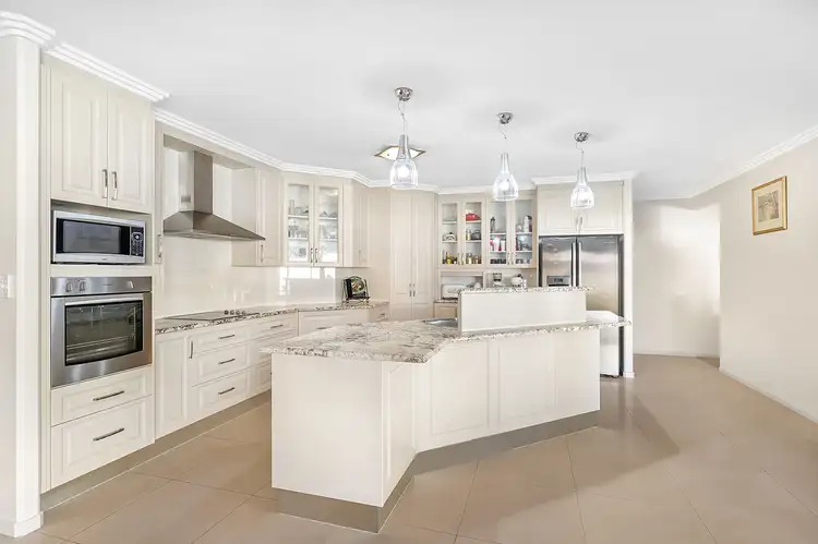 Third view of Homely house listing, 7 Morgan Place, Emerald QLD 4720