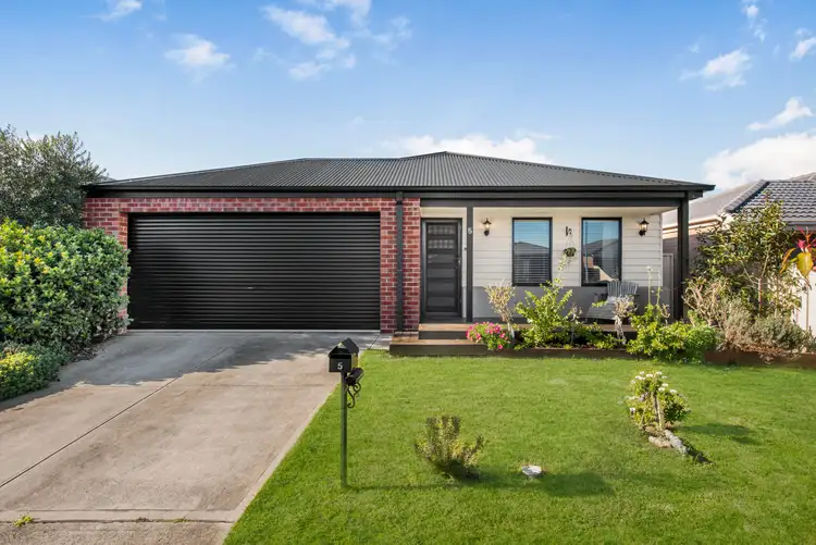 Main view of Homely house listing, 5 Mauve Street, Pakenham VIC 3810
