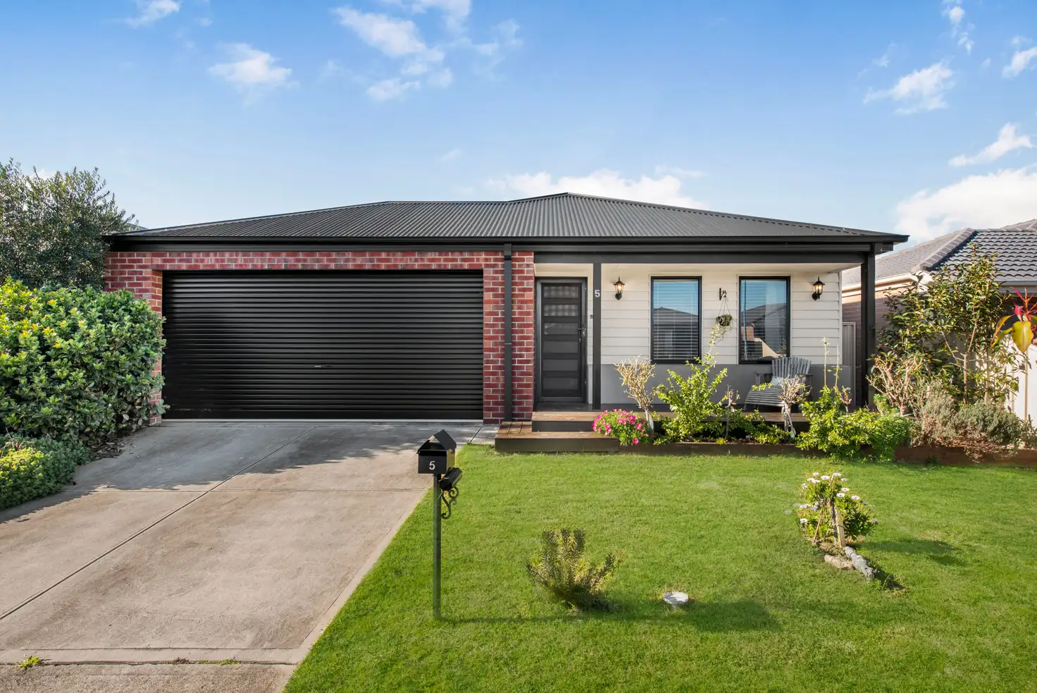 Main view of Homely house listing, 5 Mauve Street, Pakenham VIC 3810