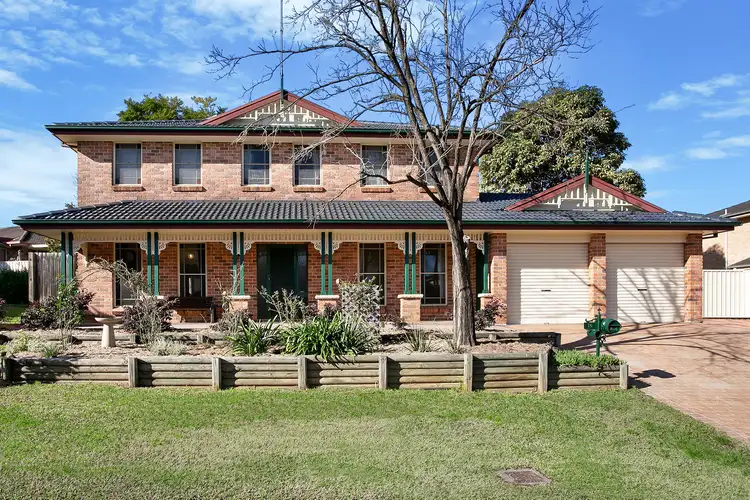 16 Allison Drive, Glenmore Park NSW 2745