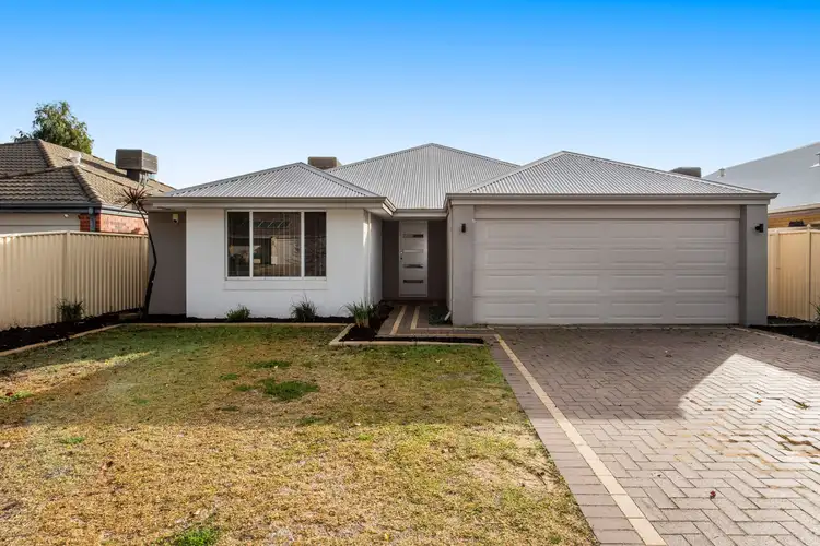 15 Wanderer Parkway, Baldivis WA 6171