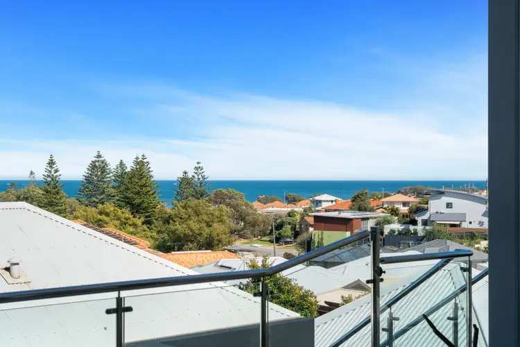 Fourth view of Homely house listing, 19 Parker Avenue, Sorrento WA 6020
